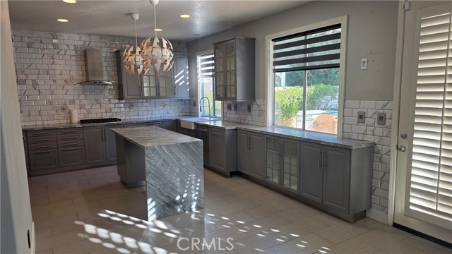26246 Reade Place, Stevenson Ranch CA: https://media.crmls.org/medias/f73c6fac-f865-418c-984e-8d4cb4a00e2a.jpg