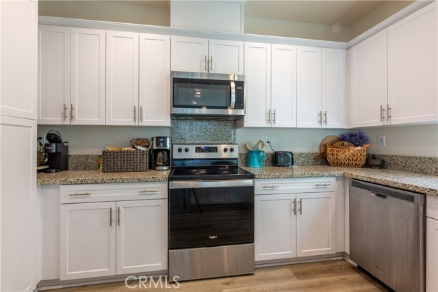 Detail Gallery Image 19 of 47 For 4255 Vermilion Ct, Riverside,  CA 92505 - 4 Beds | 2/1 Baths