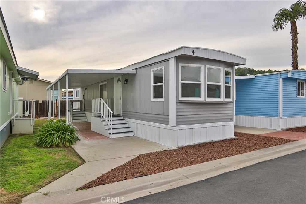 3825 VALLEY Boulevard 4, Walnut, CA 91789