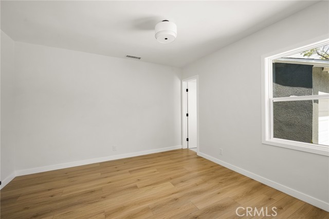 17216 Lorne Street, Van Nuys CA: https://media.crmls.org/medias/f73dfd23-7b07-4f05-926c-da7d0eda6210.jpg