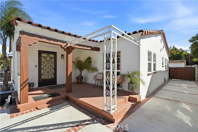 Detail Gallery Image 2 of 21 For 2652 109th, Lynwood,  CA 90262 - 2 Beds | 1 Baths