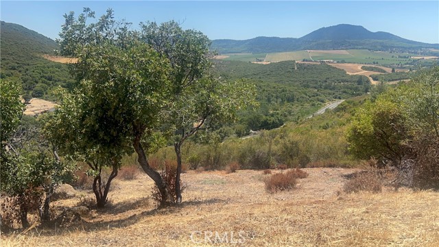 5620 Cheokee Drive, Kelseyville CA: https://media.crmls.org/medias/f73f08fd-9f58-46d4-8f79-2c739d9fd54f.jpg