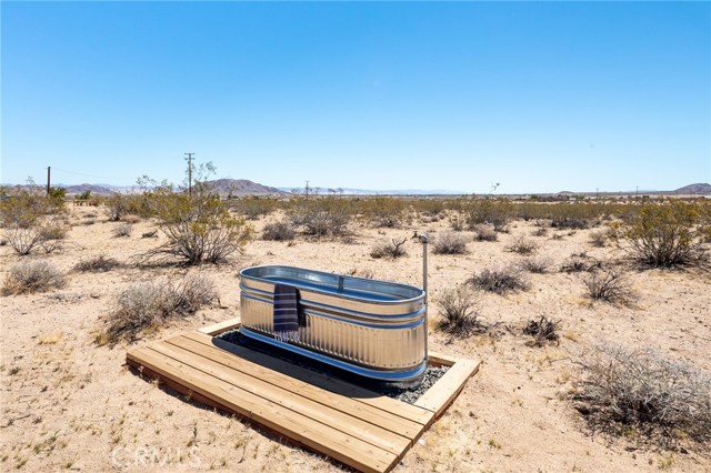 Detail Gallery Image 24 of 30 For 1375 Fortuna Ave, Landers,  CA 92285 - 2 Beds | 1 Baths