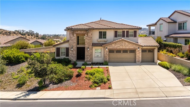 16389 Viewcrest Road, Chino Hills CA: https://media.crmls.org/medias/f73f75ef-8683-4b15-bd90-3df0218546b4.jpg