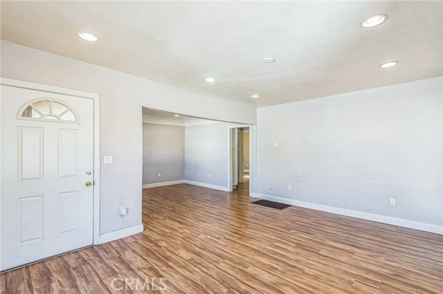 Detail Gallery Image 8 of 31 For 1602 W 81st St, Los Angeles,  CA 90047 - 2 Beds | 1 Baths