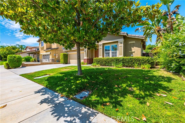 Detail Gallery Image 4 of 32 For 34067 Pamplona Ave, Murrieta,  CA 92563 - 4 Beds | 3/1 Baths