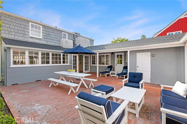 Detail Gallery Image 14 of 25 For 116 Abalone Ave, Newport Beach,  CA 92662 - 4 Beds | 3/2 Baths