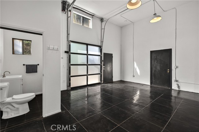 Detail Gallery Image 4 of 45 For 654 S Soto St, Los Angeles,  CA 90023 - 4 Beds | 4 Baths