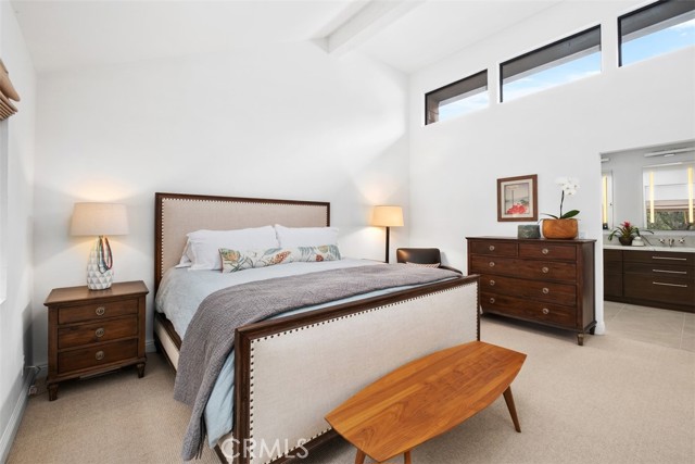 7 Canyon Island Drive, Newport Beach CA: https://media.crmls.org/medias/f740f61b-a6a0-4ba7-8262-87143d430c0f.jpg