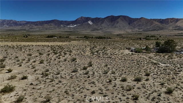 Detail Gallery Image 4 of 10 For 753 Yucca St, Lucerne Valley,  CA 92356 - – Beds | – Baths