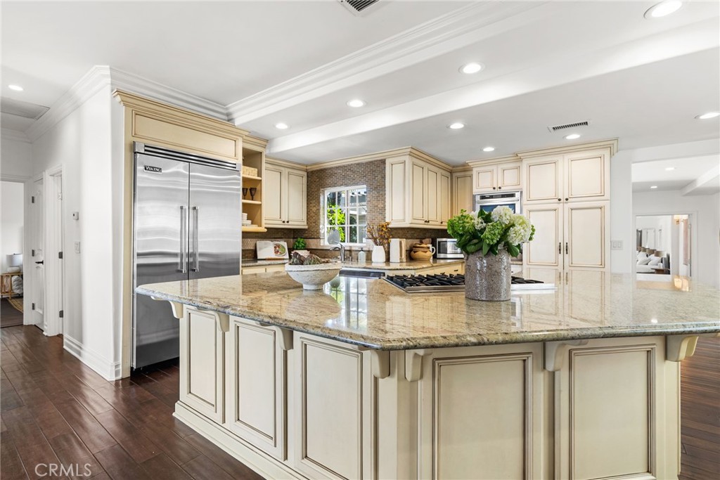 F7424440 Aa41 4746 821d 3fe410d42c93