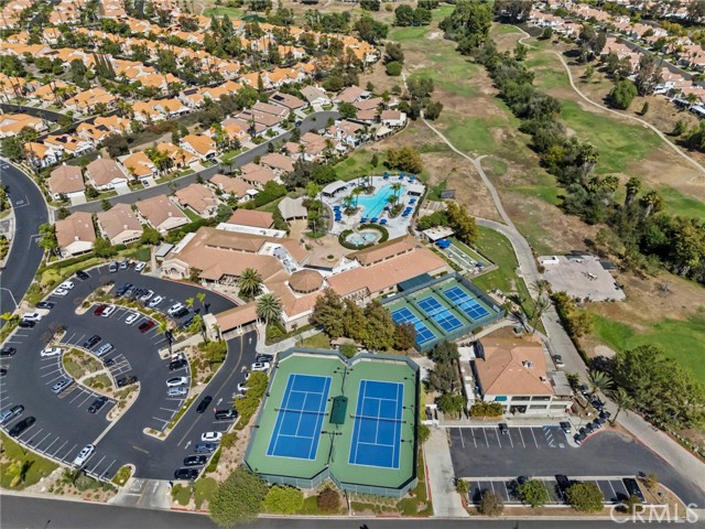23727 Corte Andar, Temecula CA: https://media.crmls.org/medias/f74276a0-3754-472b-bab7-dd7cec1b3e31.jpg