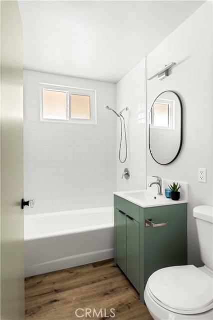 1030 Echo Park Avenue, Los Angeles CA: https://media.crmls.org/medias/f74306a3-cf17-4449-86d5-cd8d7162bdc1.jpg