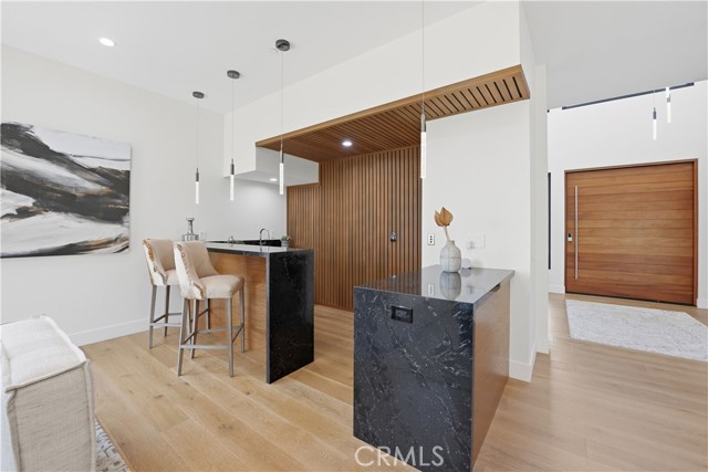 Detail Gallery Image 42 of 72 For 5108 Gordon Ln, San Diego,  CA 92109 - 4 Beds | 5/1 Baths