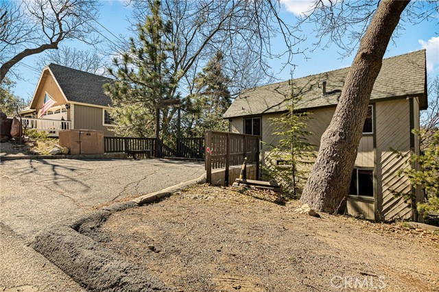 Detail Gallery Image 6 of 30 For 1256 Grass Valley, Lake Arrowhead,  CA 92352 - 3 Beds | 2 Baths
