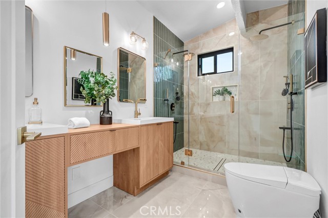 Detail Gallery Image 26 of 33 For 15335 Seine, Irvine,  CA 92604 - 6 Beds | 4 Baths