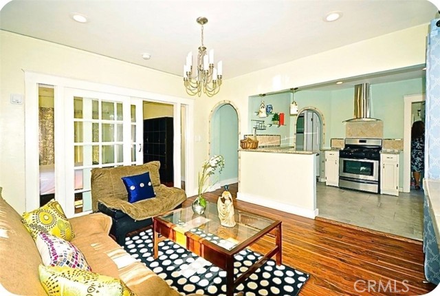 Detail Gallery Image 9 of 23 For 1500 S Hobart, Los Angeles,  CA 90006 - – Beds | – Baths