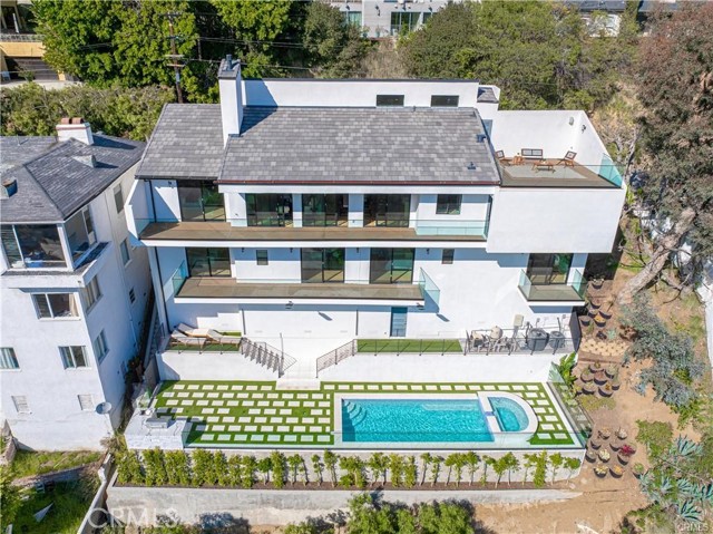 Detail Gallery Image 3 of 55 For 8566 Hollywood Bld, Los Angeles,  CA 90069 - 6 Beds | 6/1 Baths