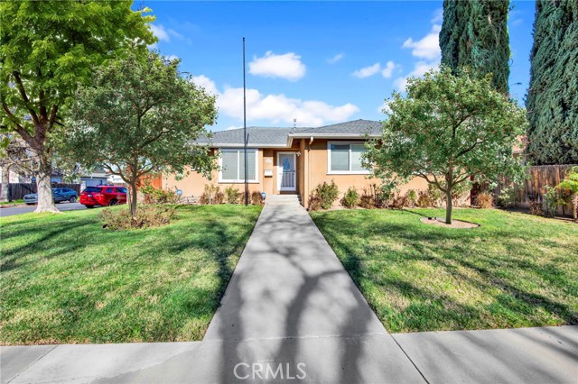 Detail Gallery Image 2 of 35 For 22677 Criswell, West Hills,  CA 91307 - 5 Beds | 3 Baths