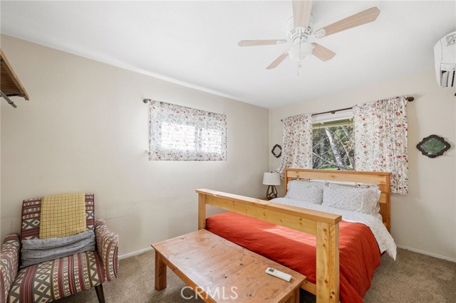 Bedroom 2, Creek House