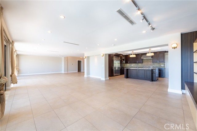 Detail Gallery Image 8 of 26 For 16511 Academia Dr, Encino,  CA 91436 - 3 Beds | 3/1 Baths