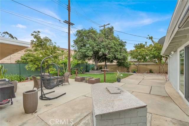 Detail Gallery Image 34 of 43 For 2501 Deodar St, Santa Ana,  CA 92705 - 3 Beds | 2 Baths