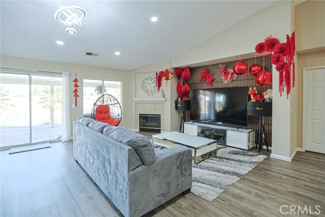 Detail Gallery Image 8 of 36 For 80618 Declaration, Indio,  CA 92201 - 5 Beds | 3 Baths