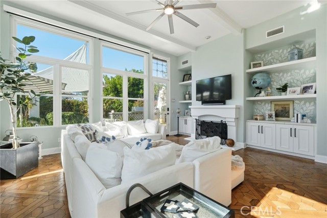 Detail Gallery Image 9 of 49 For 1341 Mallard Ct, Carlsbad,  CA 92011 - 4 Beds | 3/1 Baths