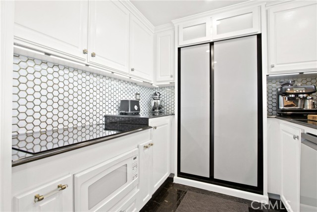 Detail Gallery Image 5 of 35 For 700 E Ocean Bld #608,  Long Beach,  CA 90802 - 3 Beds | 2 Baths