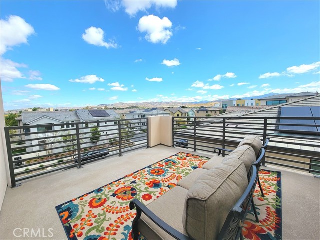 Detail Gallery Image 31 of 37 For 346 Sawbuck, Irvine,  CA 92618 - 5 Beds | 5/3 Baths