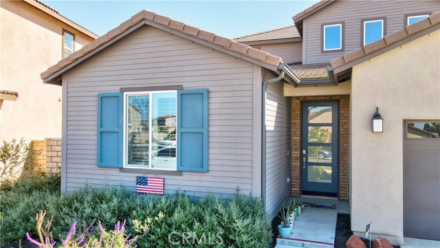 Detail Gallery Image 3 of 75 For 26243 Silver Birch, Menifee,  CA 92584 - 4 Beds | 3/1 Baths