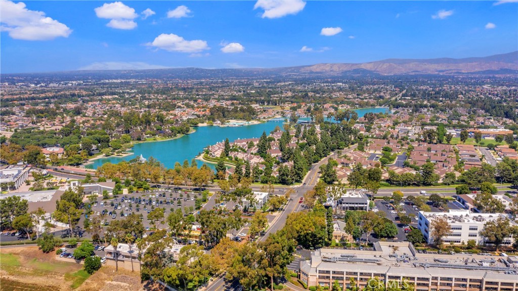 MLS #OC25245389 image #33