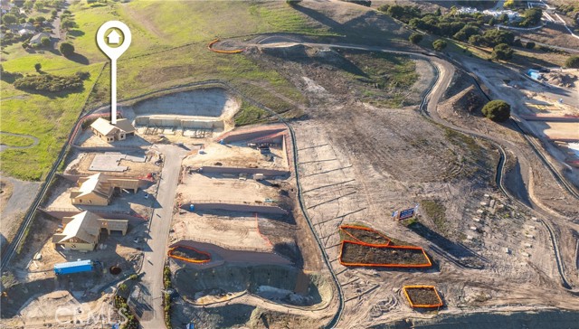 Detail Gallery Image 16 of 23 For 6741 Tierras Altas Ln, San Luis Obispo,  CA 93405 - 3 Beds | 3 Baths