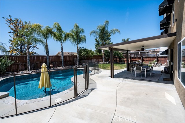 27917 Busman Road, Murrieta CA: https://media.crmls.org/medias/f749b0fa-127c-4b56-a6c1-37ce2aeecd94.jpg