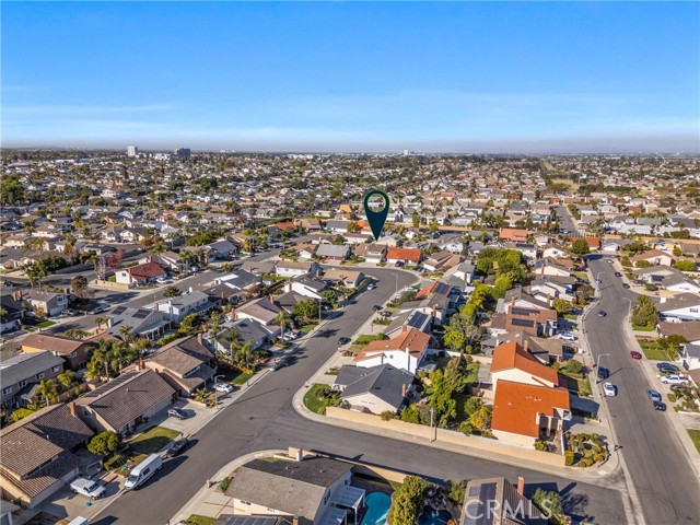 Detail Gallery Image 60 of 71 For 8561 Pierre Dr, Huntington Beach,  CA 92646 - 5 Beds | 3 Baths