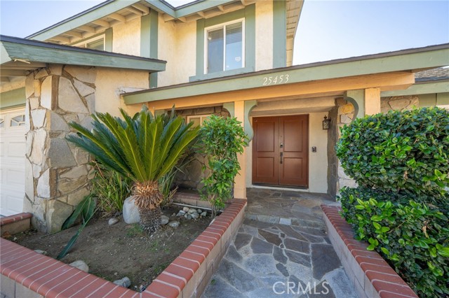 Detail Gallery Image 4 of 34 For 25453 Orange Crest, Loma Linda,  CA 92354 - 4 Beds | 2/1 Baths