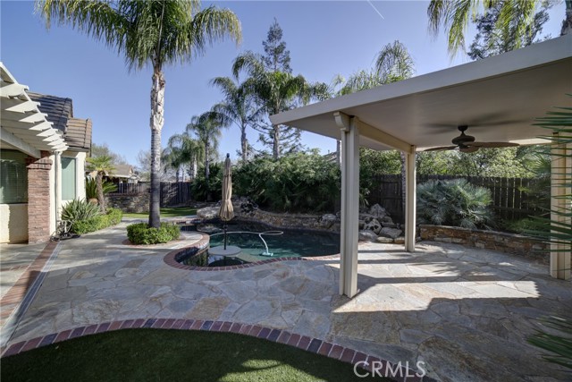 Detail Gallery Image 7 of 47 For 3350 Buckingham, Clovis,  CA 93619 - 4 Beds | 2/1 Baths