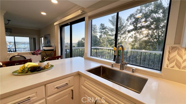Detail Gallery Image 15 of 37 For 27756 Arta #5,  Mission Viejo,  CA 92692 - 2 Beds | 2 Baths