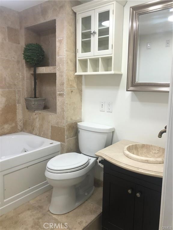 Detail Gallery Image 4 of 21 For 4462 Eureka Ave, Yorba Linda,  CA 92886 - 1 Beds | 1 Baths