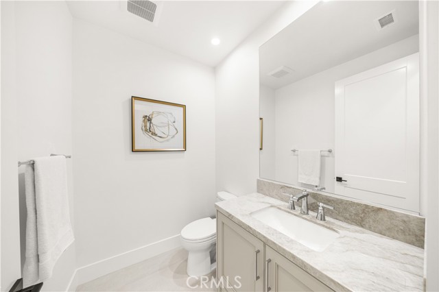 52 Longchamp, Irvine CA: https://media.crmls.org/medias/f74bb7f8-7a94-4372-bbe7-6b36d6eea6f7.jpg