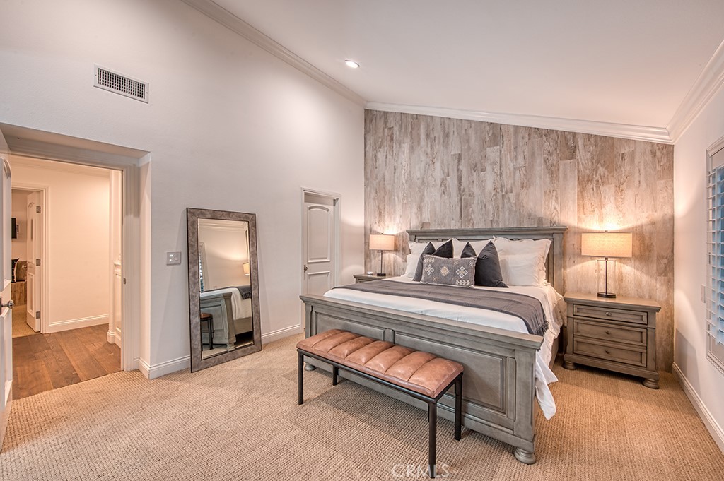 MLS #OC25266917 image #10