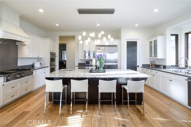 Photo of 2 Casaba Road, Rolling Hills Estates, CA 90274