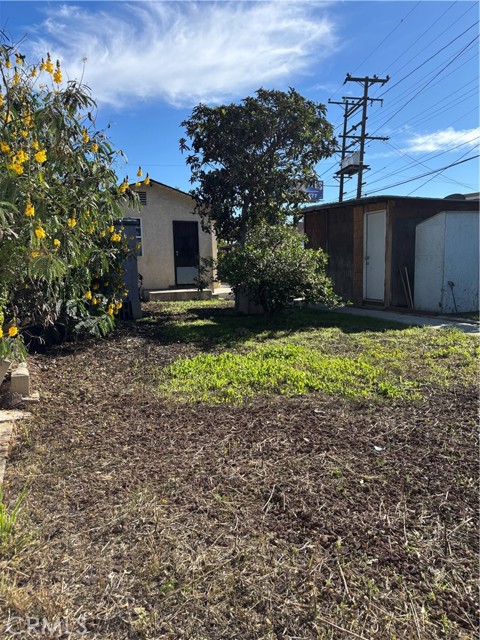 Detail Gallery Image 36 of 44 For 1343 S La Verne Ave, East Los Angeles,  CA 90022 - 2 Beds | 1 Baths