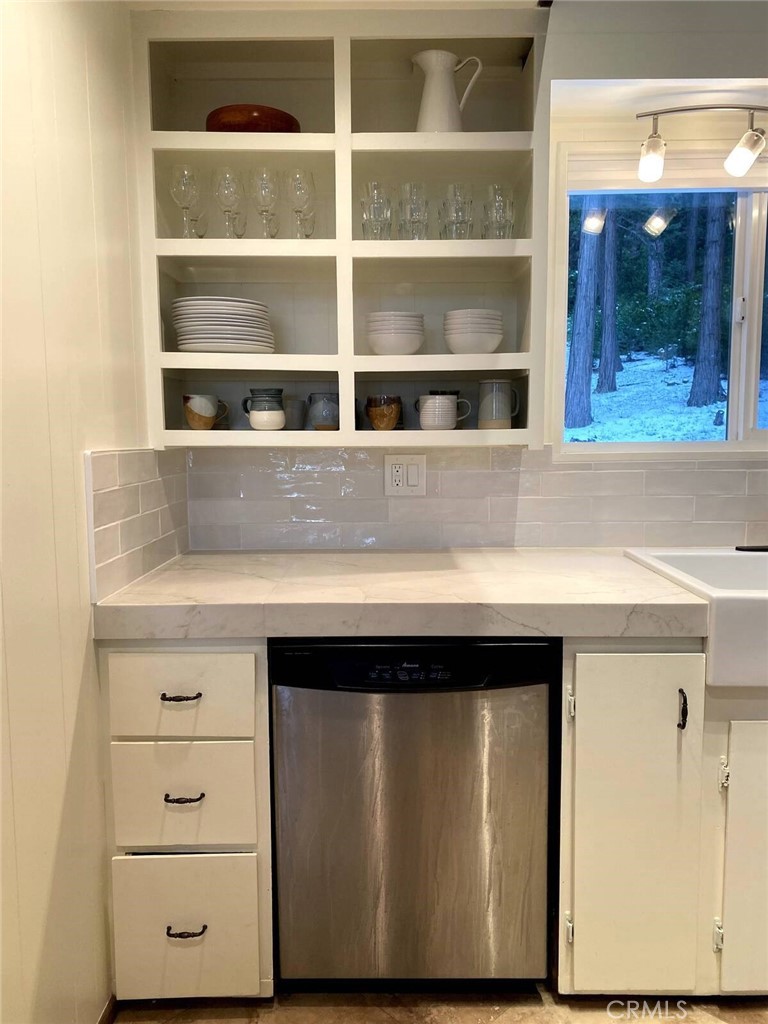 MLS #OC25041566 img 15