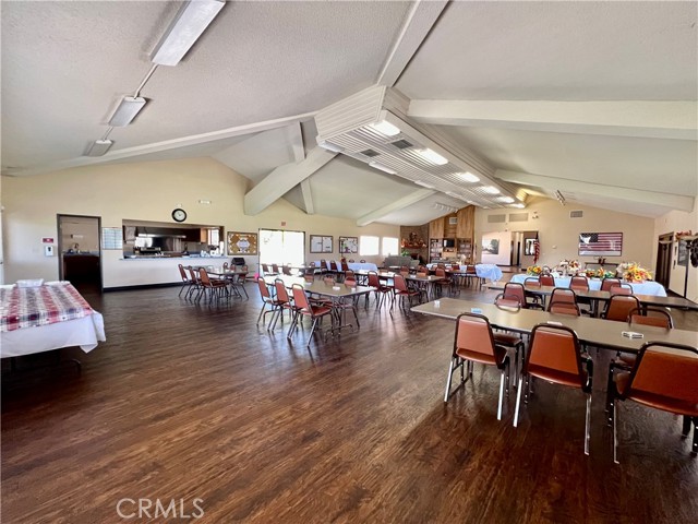 24600 Mountain Ave, Hemet CA: https://media.crmls.org/medias/f74e42e8-3849-4b2a-9b46-c5bb50343ebe.jpg