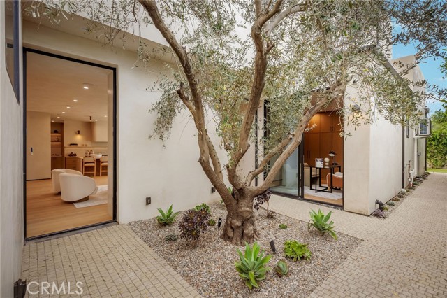 Detail Gallery Image 30 of 72 For 15447 Huston, Sherman Oaks,  CA 91403 - 5 Beds | 5/1 Baths