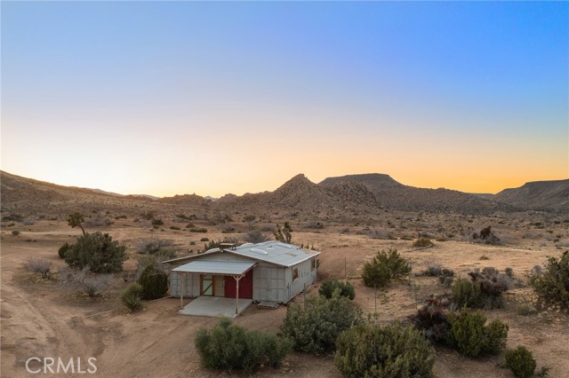 Detail Gallery Image 7 of 35 For 1111 Saratoga, Pioneertown,  CA 92268 - 1 Beds | 1 Baths