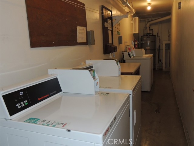 Detail Gallery Image 24 of 26 For 819 E 4th #1,  Long Beach,  CA 90802 - 1 Beds | 1 Baths