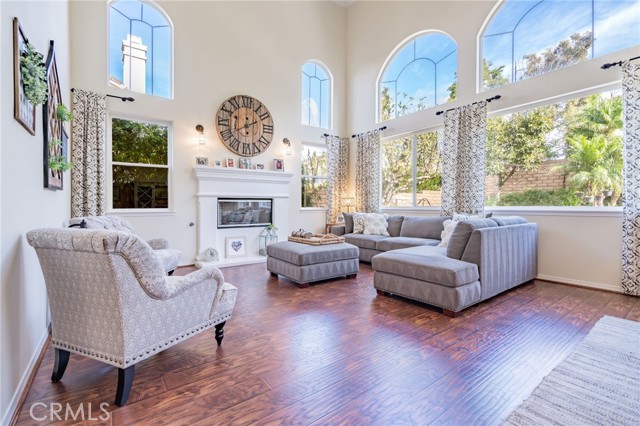 Detail Gallery Image 14 of 72 For 4578 Big Country Ct, Moorpark,  CA 93021 - 4 Beds | 4 Baths