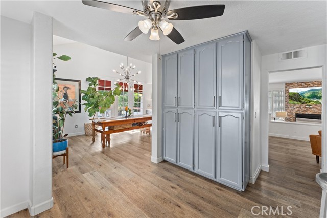 Detail Gallery Image 22 of 51 For 19431 Ranch Ln #101,  Huntington Beach,  CA 92648 - 4 Beds | 3/1 Baths